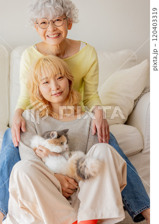 猫の居る暮らし 120403319