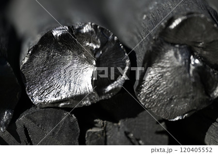 木炭(備長炭)の破断面【背景素材】 木炭(備長炭)の破断面【背景素材】 120405552
