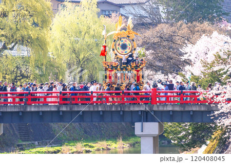 240414春の高山祭イラスト5g135 120408045