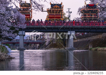240414春の高山祭宵祭イラスト5g062 240414春の高山祭宵祭イラスト5g062 120409235