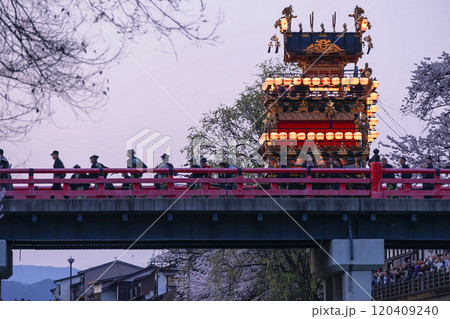 240414春の高山祭宵祭イラスト5g094 240414春の高山祭宵祭イラスト5g094 120409240