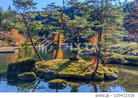 秋の古峰神社境内 秋の古峰神社境内 120412316