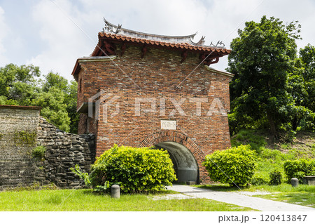 The formerly East Gate remains of Tainan Prefectural City Wall and Minor West Gate, Taiwan. It is part of the National Cheng Kung University campus. 120413847