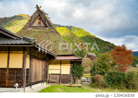 美山 かやぶきの里 秋景色 美山 かやぶきの里 秋景色 120416830