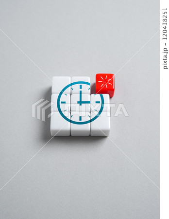 Time is running out. Free time is shrinking. Deadline is approaching. Reducing the term. Time is running out. Free time is shrinking. Deadline is approaching. Reducing the term. 120418251