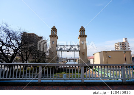 愛知県名古屋市中川区_松重閘門(西側)2_2024年1月 愛知県名古屋市中川区_松重閘門(西側)2_2024年1月 120420936