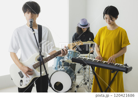 バンド　ライブ 　 120421686