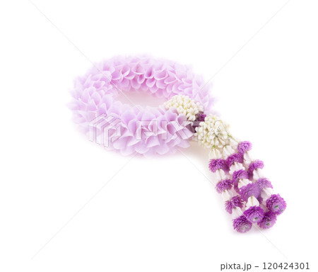 Fresh flower garland on white background Fresh flower garland on white background 120424301