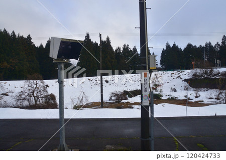 JR東日本磐越西線の津川駅から馬下駅までの車窓風景(2022年12月) JR東日本磐越西線の津川駅から馬下駅までの車窓風景(2022年12月) 120424733