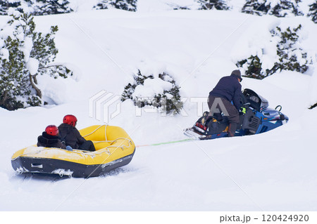 スノーラフティング 120424920
