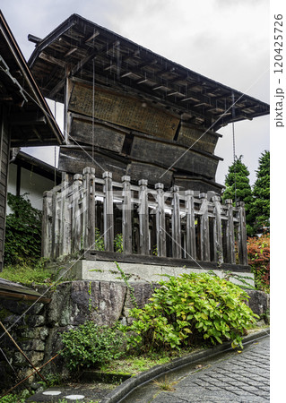 妻籠宿　高札場　長野県南木曽町 120425726