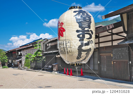 【奈良井宿の町並み】 長野県塩尻市奈良井 120431028