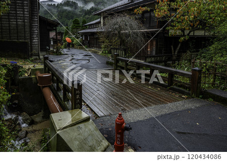 妻籠宿 口留番所跡 地蔵沢橋 長野県南木曽町 妻籠宿 口留番所跡 地蔵沢橋 長野県南木曽町 120434086
