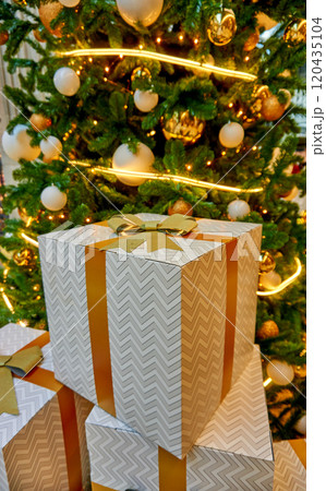 Christmas background with tree branches Christmas background with tree branches 120435104
