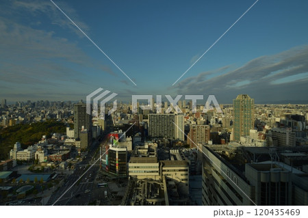 大阪の街並み 120435469