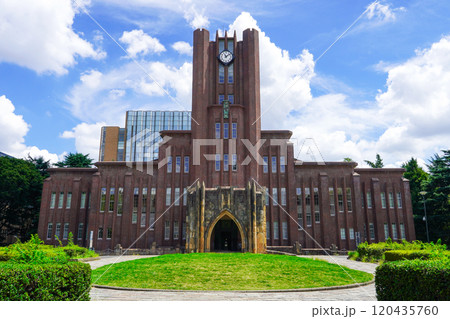 東京大学 安田講堂（東京都文京区本郷） 120435760
