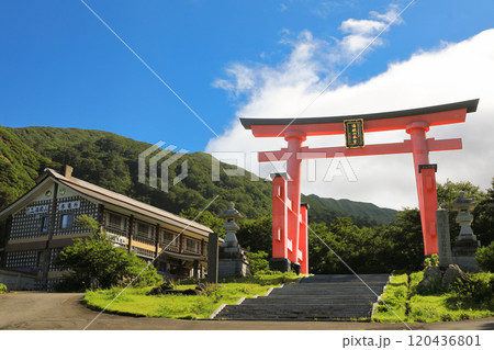 山形　出羽三山　湯殿山神社　大鳥居 120436801