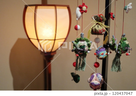 ひな祭りの伝統工芸 吊るし雛 ひな祭りの伝統工芸 吊るし雛 120437047