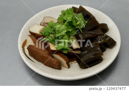 台湾の食事・豆干・海帯 台湾の食事・豆干・海帯 120437477