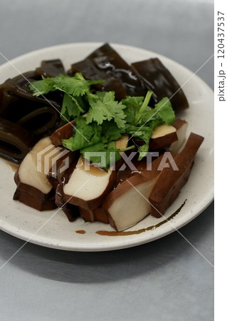台湾の食事・豆干・海帯 台湾の食事・豆干・海帯 120437537