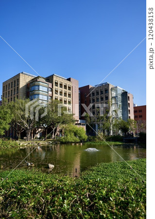 國立台灣大学・醉月湖(台湾・台北市大安区) 國立台灣大学・醉月湖(台湾・台北市大安区) 120438158