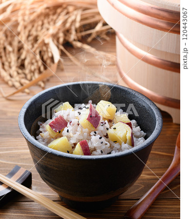 雑穀米のさつまいもご飯 雑穀米のさつまいもご飯 120443067