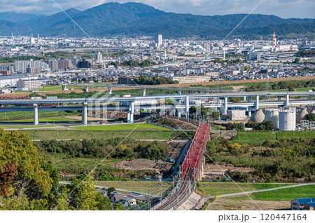 男山展望台からの京都市方面の展望 京都府八幡市 男山展望台からの京都市方面の展望 京都府八幡市 120447164
