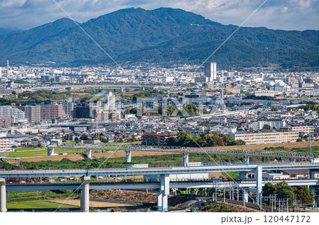 男山展望台から京都市方面の眺め　京都府八幡市 120447172