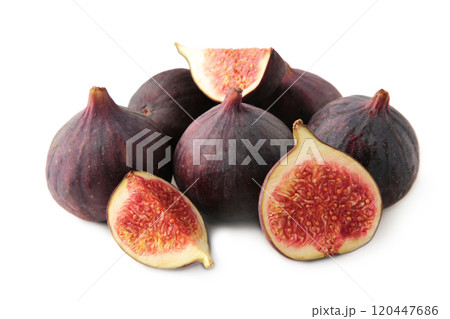 Fresh figs isolated on a white background 120447686