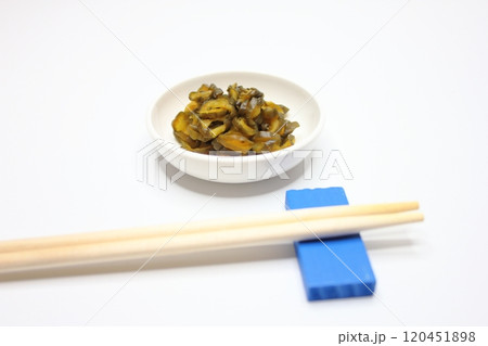 ご飯のお供にぴったり!キュウリの佃煮 ご飯のお供にぴったり!キュウリの佃煮 120451898