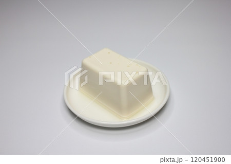 豆腐: 日本の伝統的な豆製品 豆腐: 日本の伝統的な豆製品 120451900