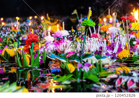 Loi Krathong festival Loi Krathong festival 120452826