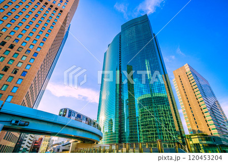 日本の東京都市景観 汐留のオフィス街やゆりかもめなどを望む。新しい時代に希望の光…=3日 日本の東京都市景観 汐留のオフィス街やゆりかもめなどを望む。新しい時代に希望の光…=3日 120453204