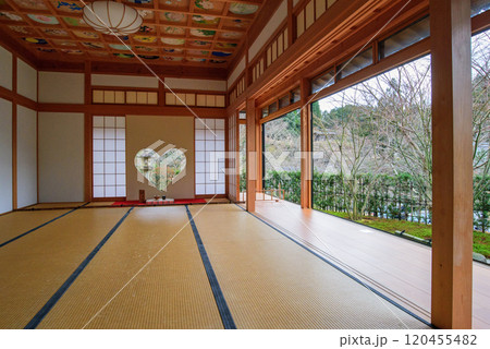 正寿院 客殿(則天の間) 猪目窓と天井画 正寿院 客殿(則天の間) 猪目窓と天井画 120455482