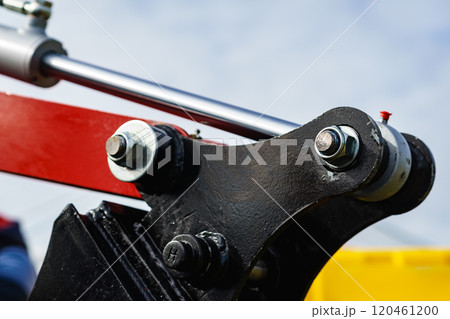 Hydraulic mechanism on modern machine 120461200