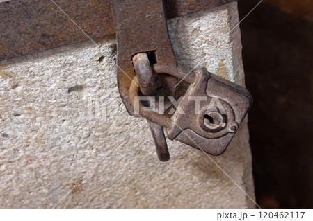 Old rusty padlock 120462117