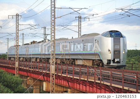 函館本線 豊幌ー江別 JR北海道 789系1000番台 HL-1007編成(札幌) スーパーカムイ 函館本線 豊幌ー江別 JR北海道 789系1000番台 HL-1007編成(札幌) スーパーカムイ 120463153