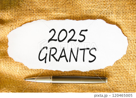 Planning 2025 grants new year symbol. Concept words 2025 Grants on beautiful white paper. Beautiful canvas background. Beautiful metallic pen. Business 2025 grants new year concept. Copy space. Planning 2025 grants new year symbol. Concept words 2025 Grants on beautiful white paper. Beautiful canvas background. Beautiful metallic pen. Business 2025 grants new year concept. Copy space. 120465005