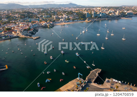 Drone panning above crowded cityscape and Cascais Drone panning above crowded cityscape and Cascais 120470859