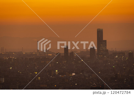 大阪　額田山展望台からの眺め　夕景 120472784