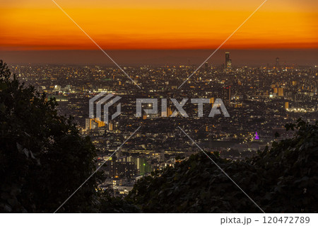 大阪　額田山展望台からの眺め　夕景 120472789