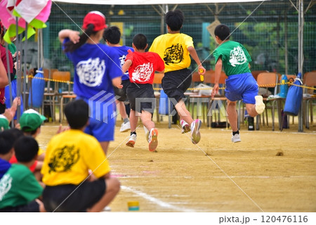 運動会リレー、中学生 120476116