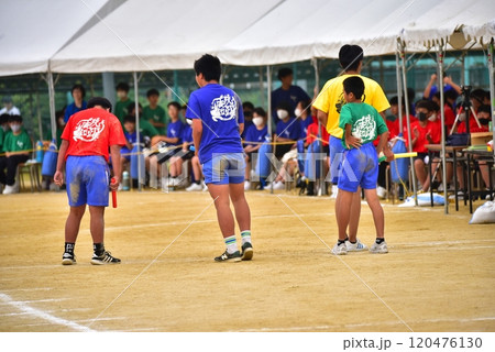 運動会リレー、中学生 120476130