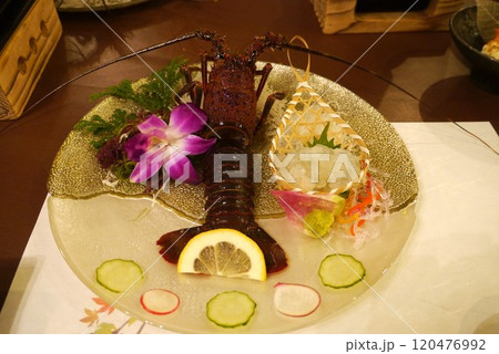 たまには贅沢に、伊勢海老料理を味わってみませんか。 たまには贅沢に、伊勢海老料理を味わってみませんか。 120476992