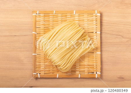 ［韓国麺］チョル麺　チョルミョン 120480349