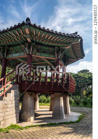 Traditional Korean pagoda in Yeouido park in Yeongdeungpo District on Han river in Seoul, South Korea 120480517