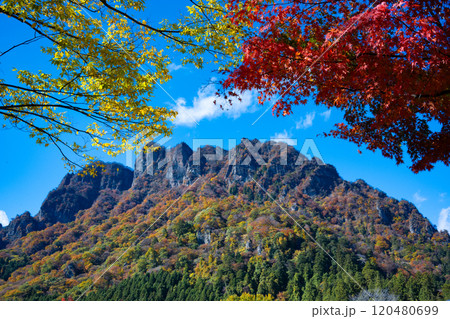 秋の妙義山 秋の妙義山 120480699