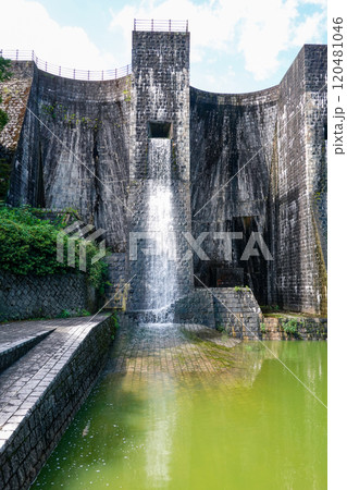 豊稔池堰堤（香川県観音寺市） 120481046