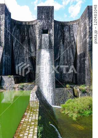 豊稔池堰堤(香川県観音寺市) 豊稔池堰堤(香川県観音寺市) 120481048