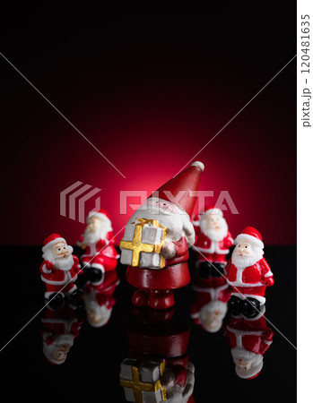 サンタさん ( クリスマスイメージ ) サンタさん ( クリスマスイメージ ) 120481635